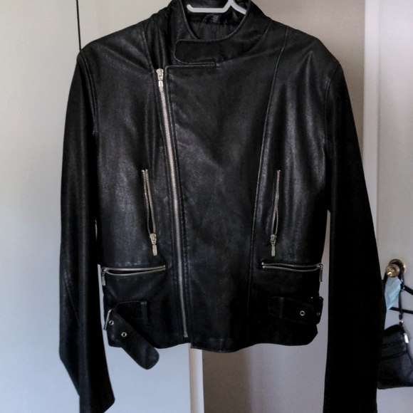 Beautiful leather/suede look jacket - Picture 1 of 5